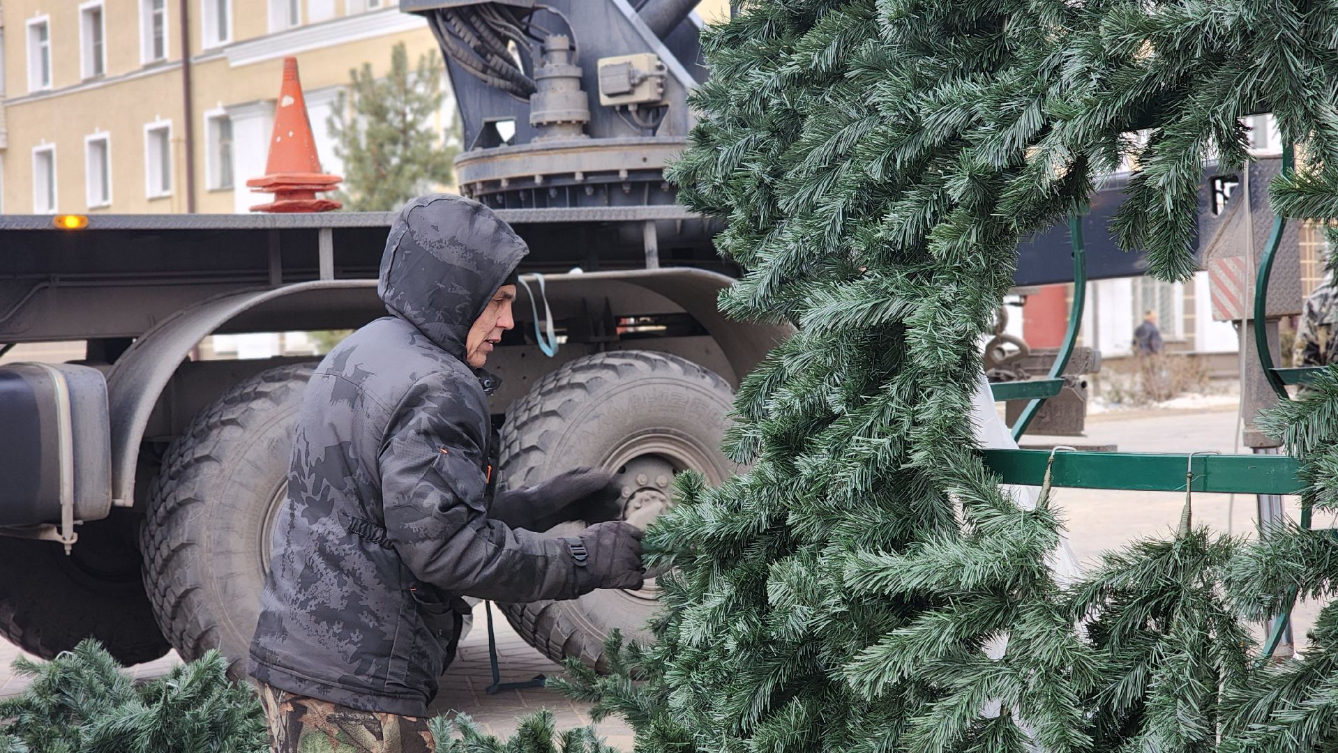 благоустройство, новогодняя елка, Лосино-Петровский,