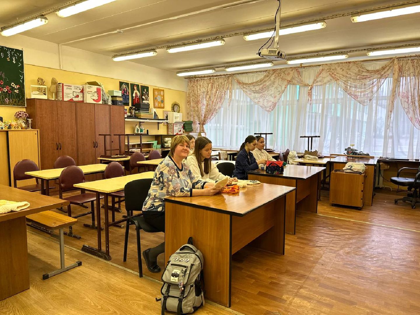 Учитель, творчество, изо,