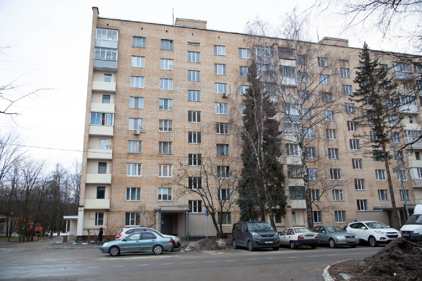 тепловые сети, трубы горячего водоснабжения, холодное водоснабжение, трасса, вертикалки,