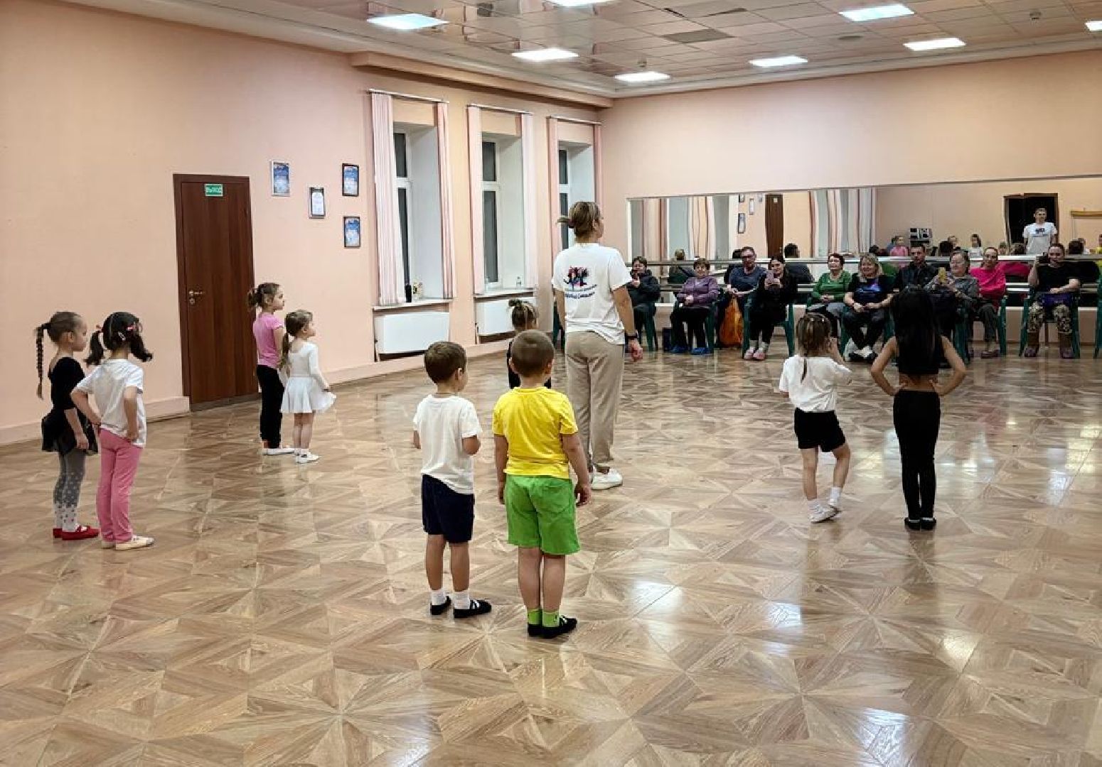 ритмика, студия, дом культуры, дети, малыши, танец, дошколята, дошкольное образование,