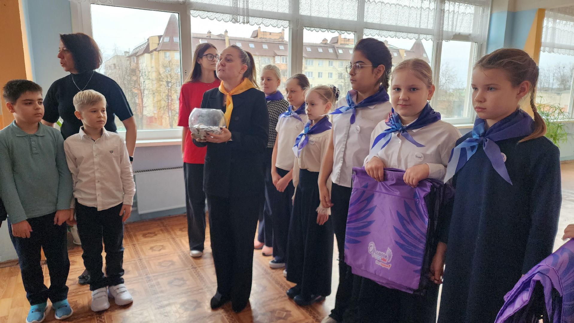 Бронницы, Орлята России, Посвяение в орлята, Школа имени Тимофеева, Дети, вертикалки,