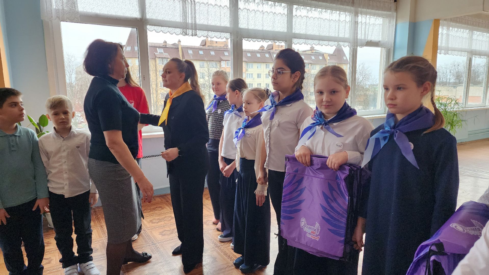 Бронницы, Орлята России, Посвяение в орлята, Школа имени Тимофеева, Дети, вертикалки,