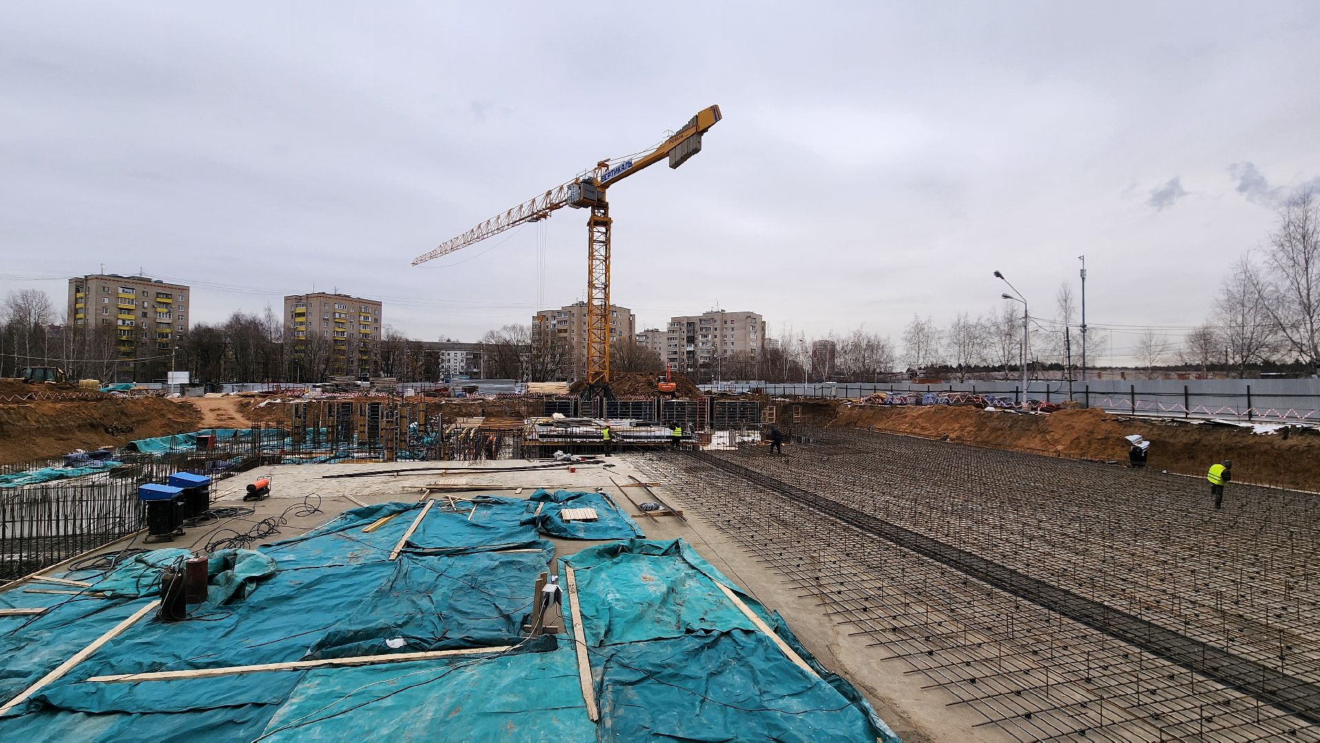 фок с бассейном, Лобня, Строительство, вертикалки,