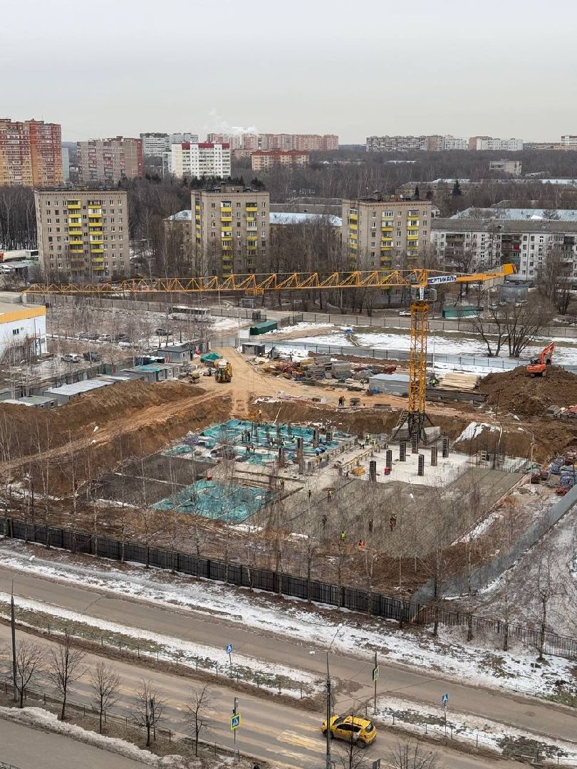 фок с бассейном, Лобня, Строительство, вертикалки,