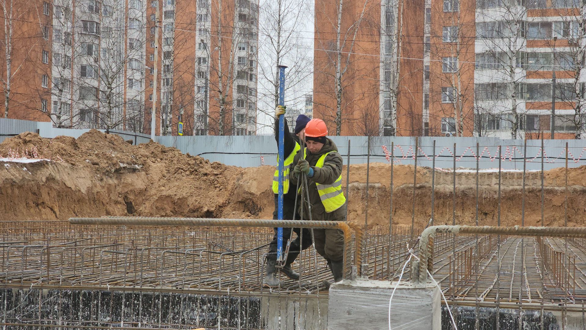 фок с бассейном, Лобня, Строительство, вертикалки,