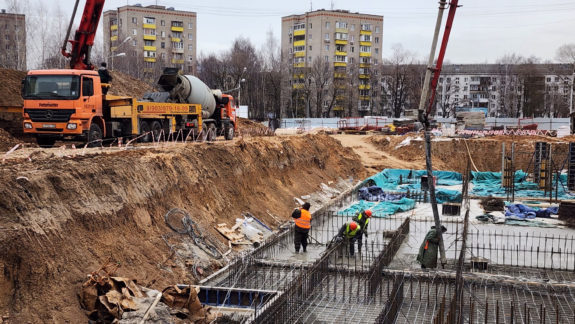 фок с бассейном, Лобня, Строительство, вертикалки,