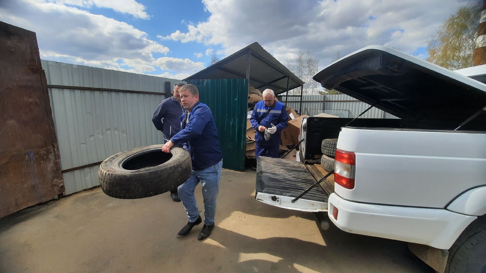 Мегабак, субботник, Наро-Фоминск