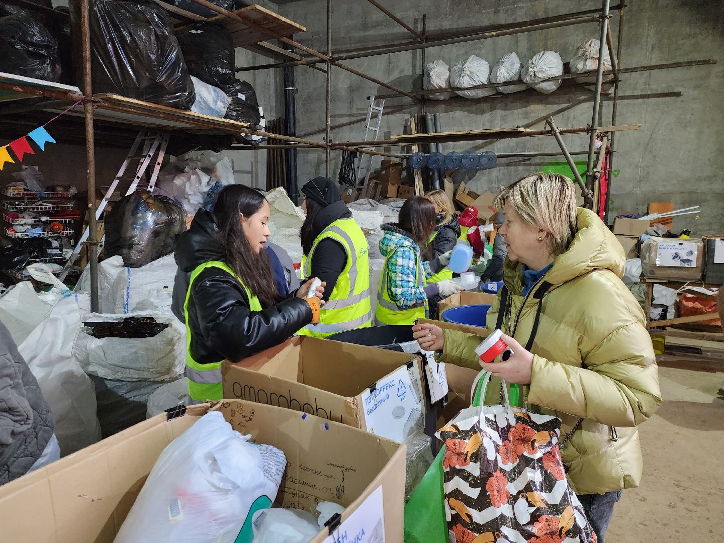 Химки, вторсырье, экопункт, экологическая акция, вертикалки,