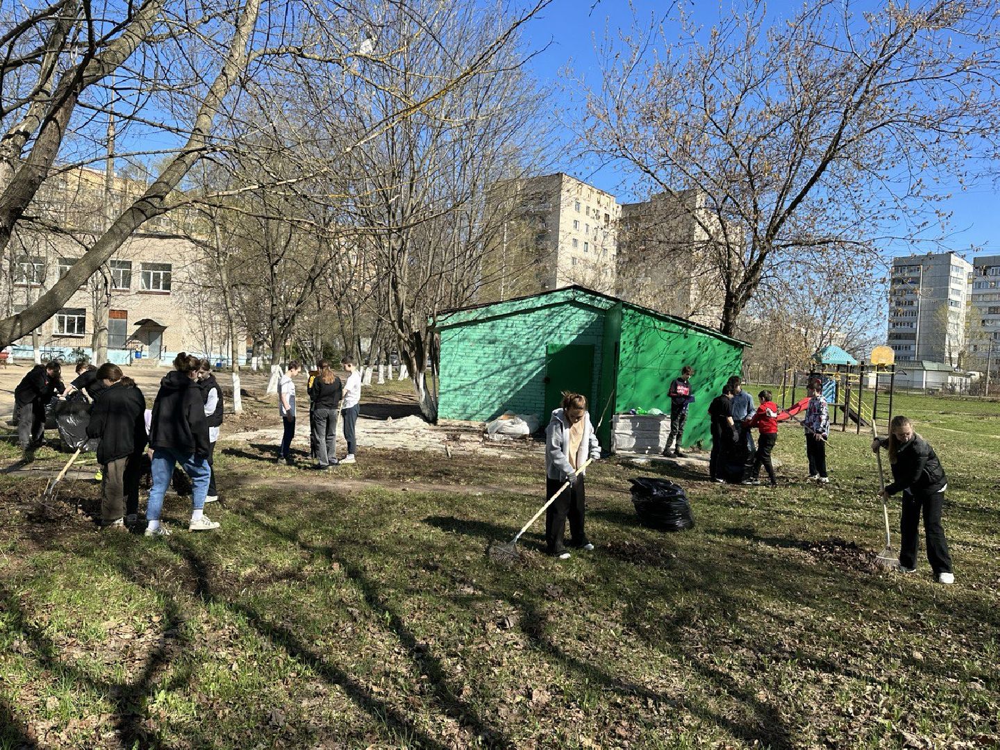 Подмосковье, Ивантеевка, образование, субботник