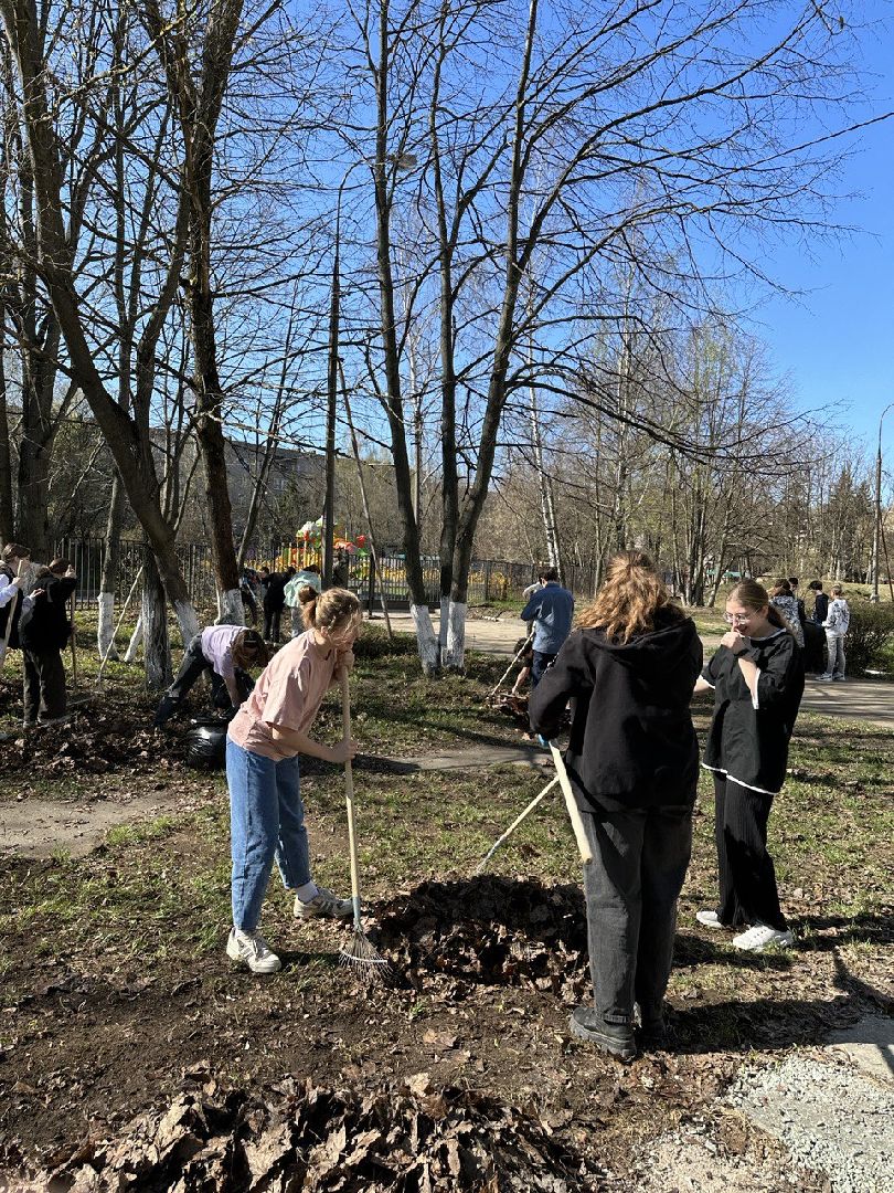 Подмосковье, Ивантеевка, образование, субботник