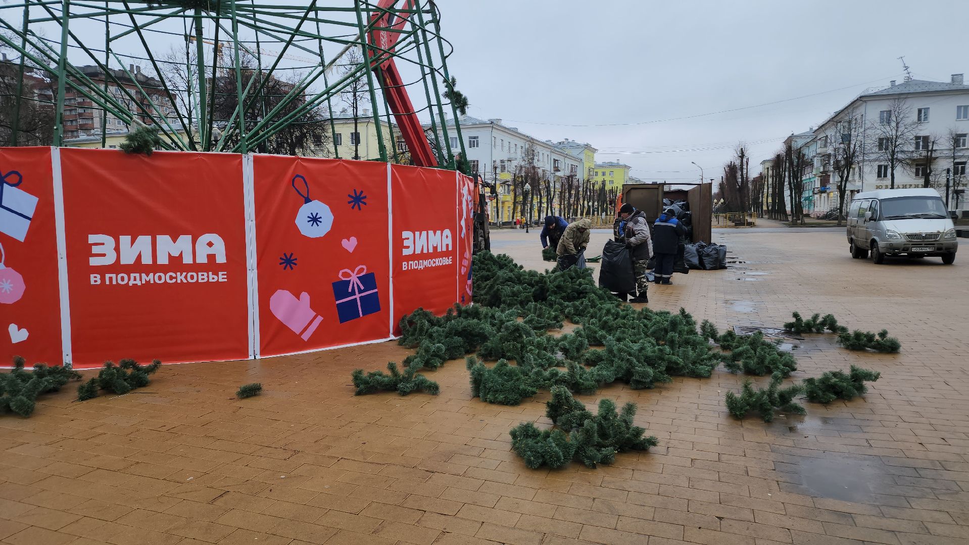 ступино, зима в подмомсковье, ёлка, вертикалки,