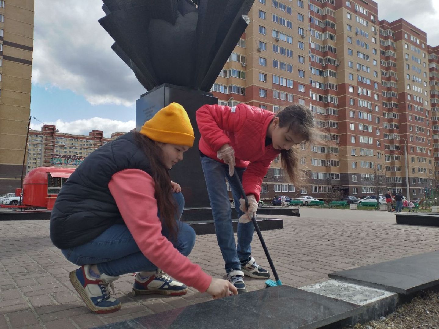 субботник, кадеты, памятник, Лосино-Петровский