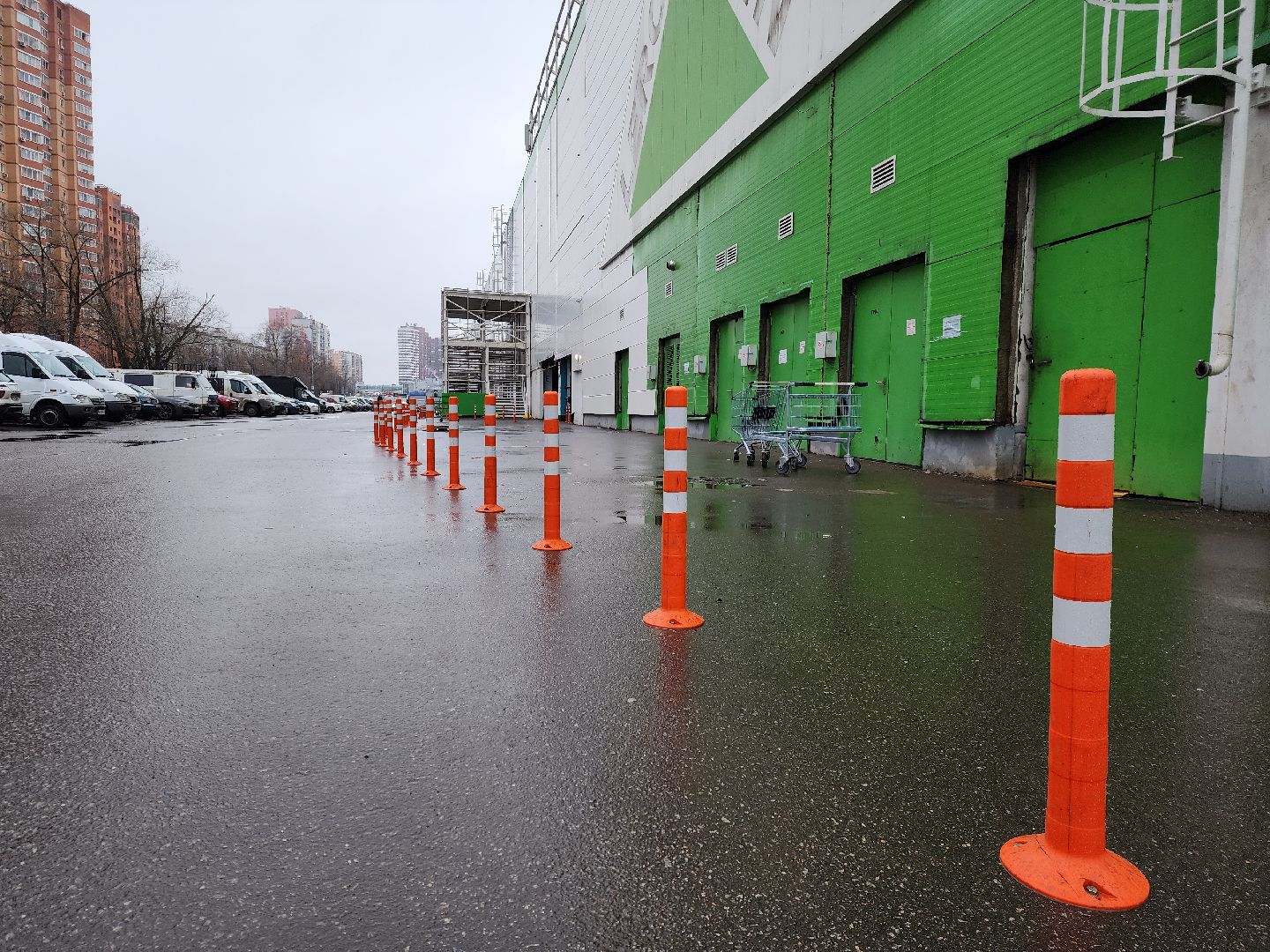 Химки, парковка, вертикалки,