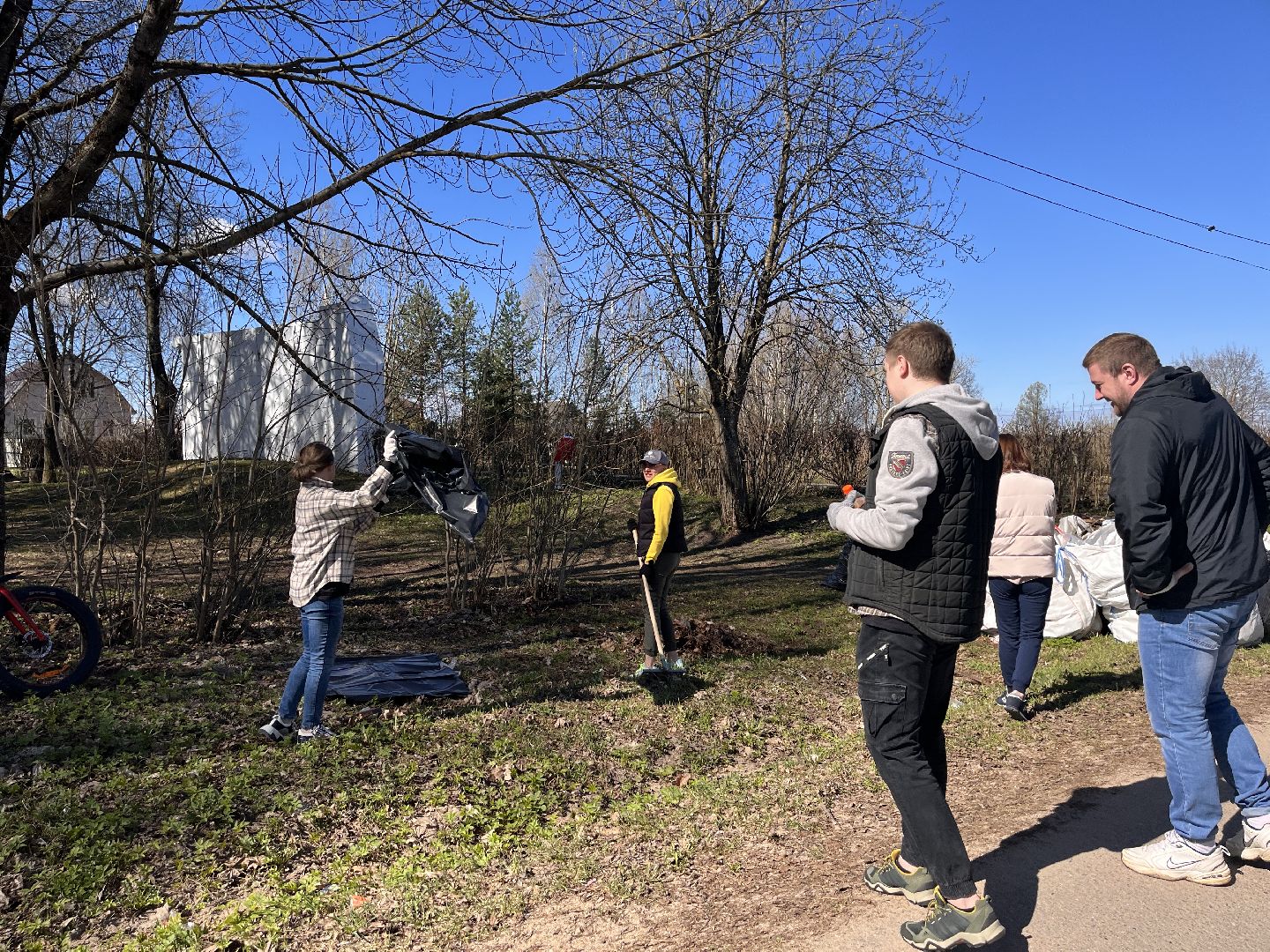 Шаховская, субботник, Судислово