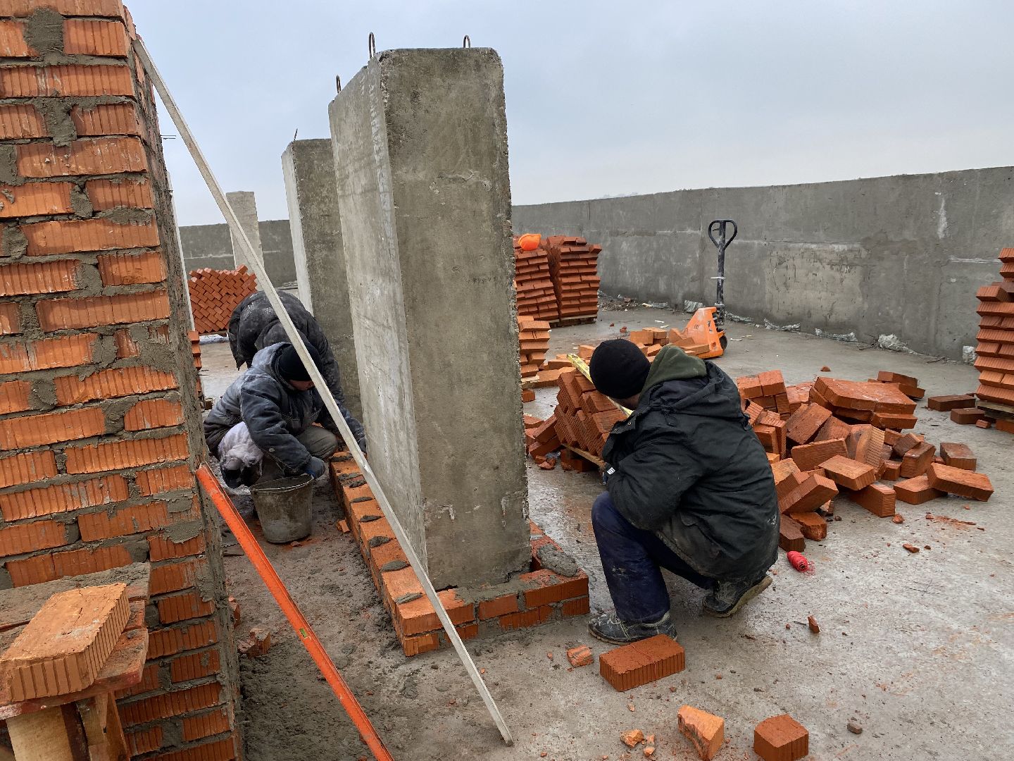 строительство, новое жилье, ключи от квартир, дома, вертикалки, переселенцы,
