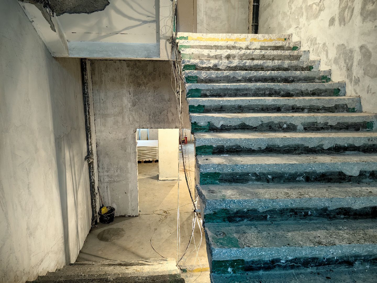 ремонт, лицей, стяжка пола, фасад, здание, вертикалки,