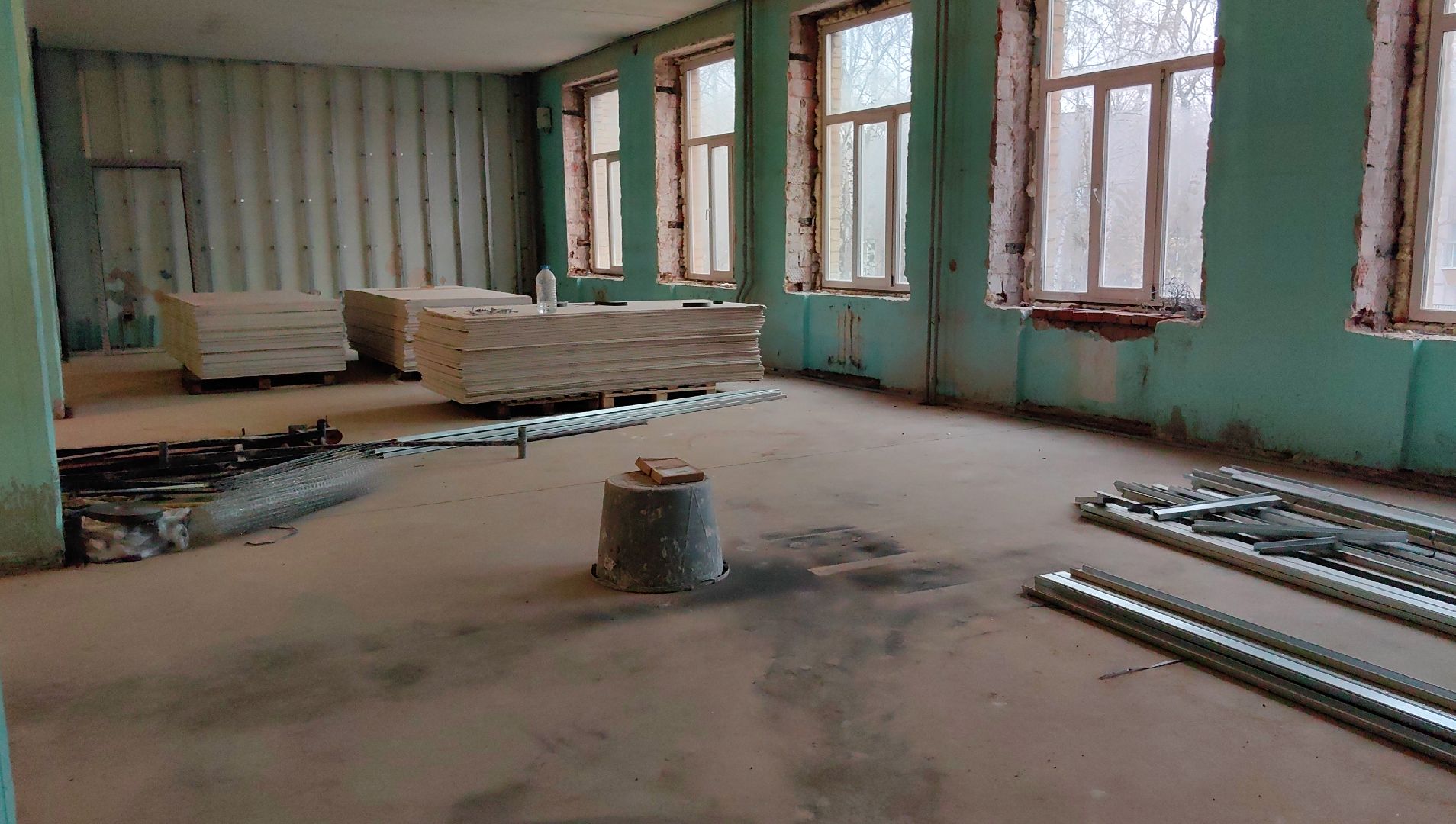 ремонт, лицей, стяжка пола, фасад, здание, вертикалки,