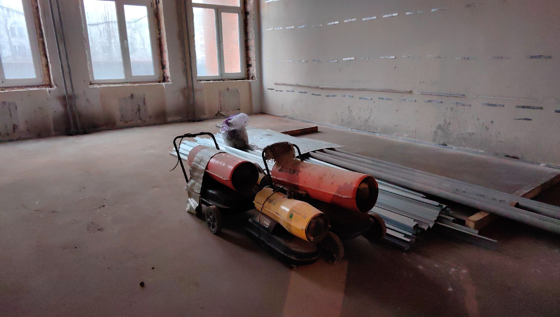 ремонт, лицей, стяжка пола, фасад, здание, вертикалки,