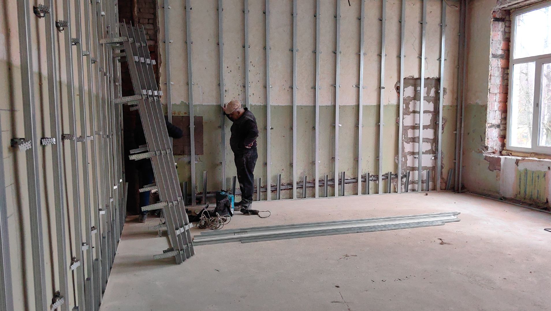 ремонт, лицей, стяжка пола, фасад, здание, вертикалки,