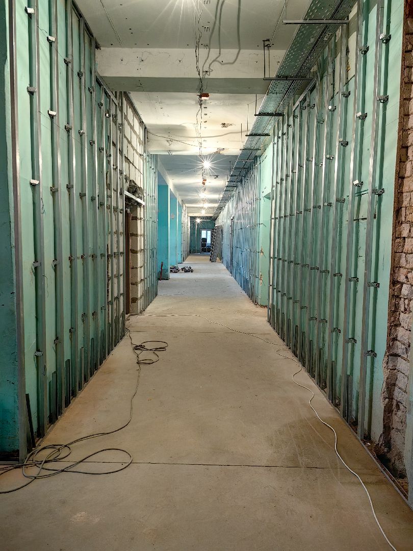 ремонт, лицей, стяжка пола, фасад, здание, вертикалки,