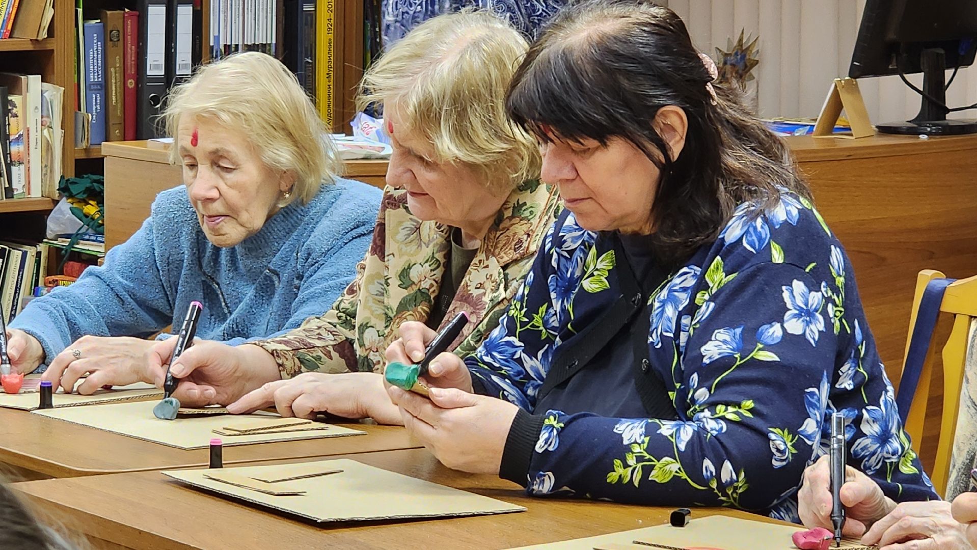 Индия, Лобня, лекторий, вертикалки,