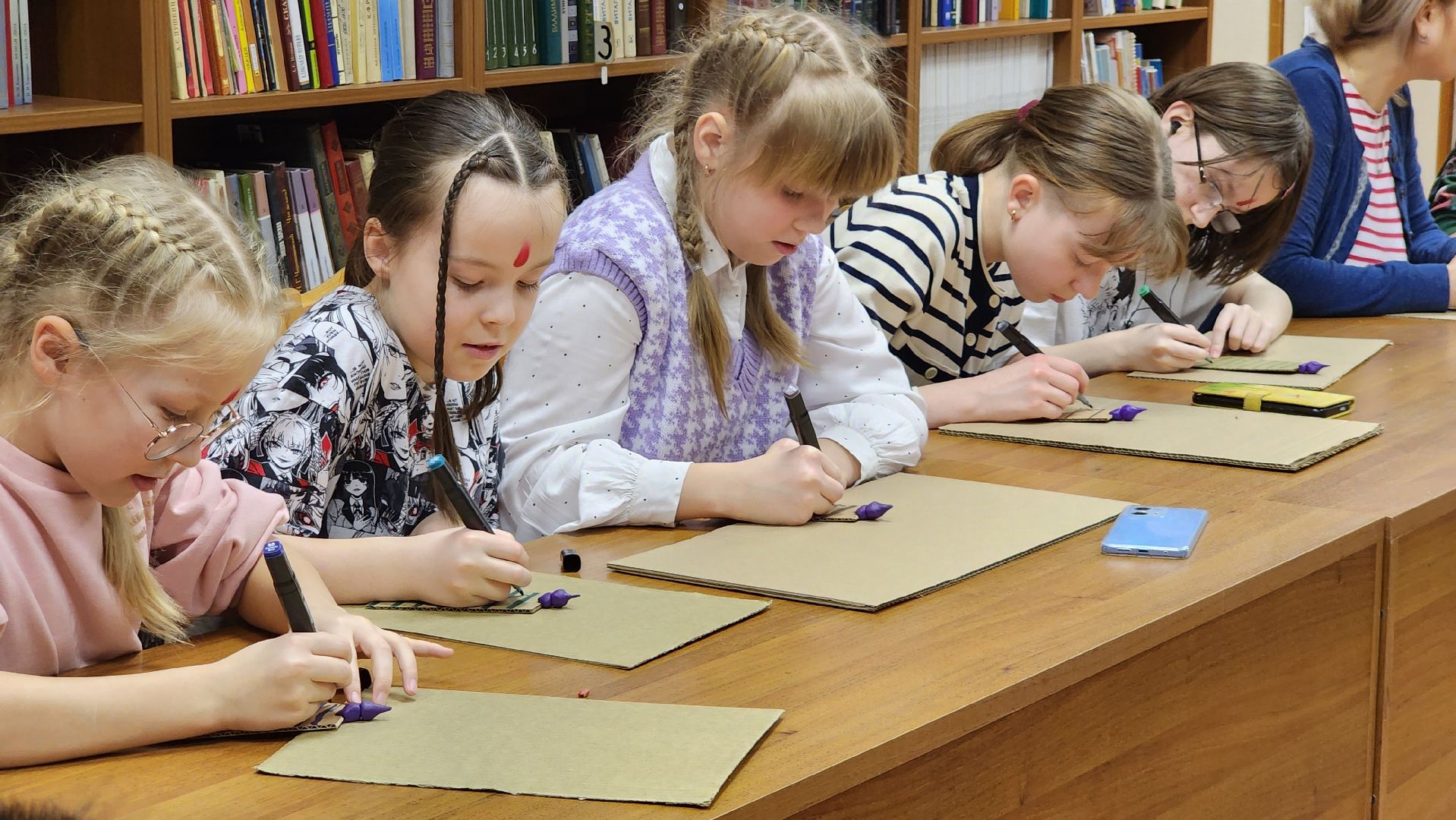 Индия, Лобня, лекторий, вертикалки,