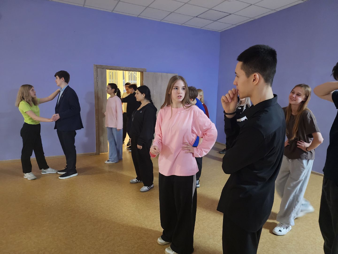 долгопрудный, 17 школа, Городской бал, выпускной, вальс, вертикалки,