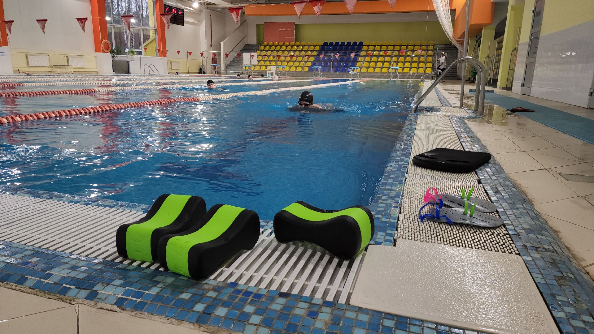 вертикалки, бассейн, активное долголетие, спорт для всех,