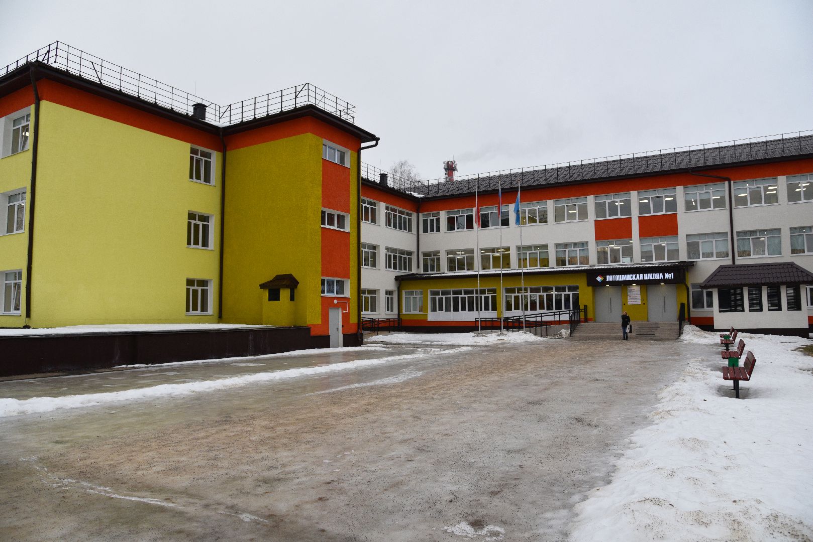 лотошино, образование, автобус, автобус в школу, лотошинская школа 1,