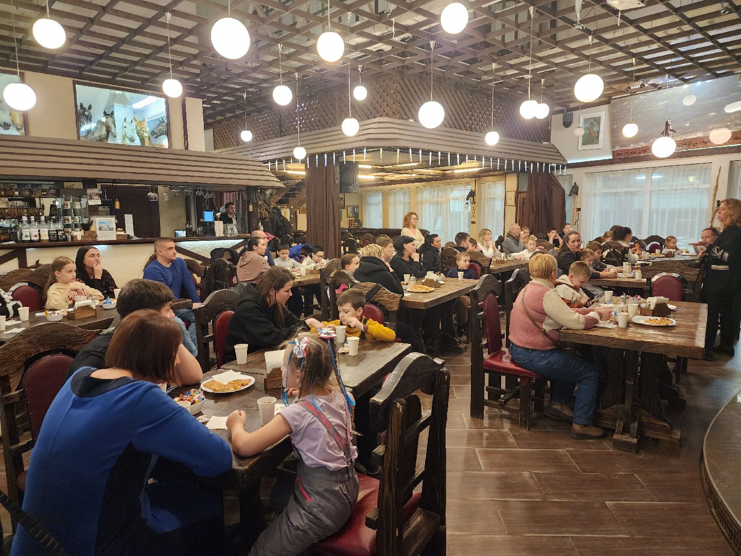 котельники, сшор белка, лошади, конюшня, катание на лошадях, вертикалки,