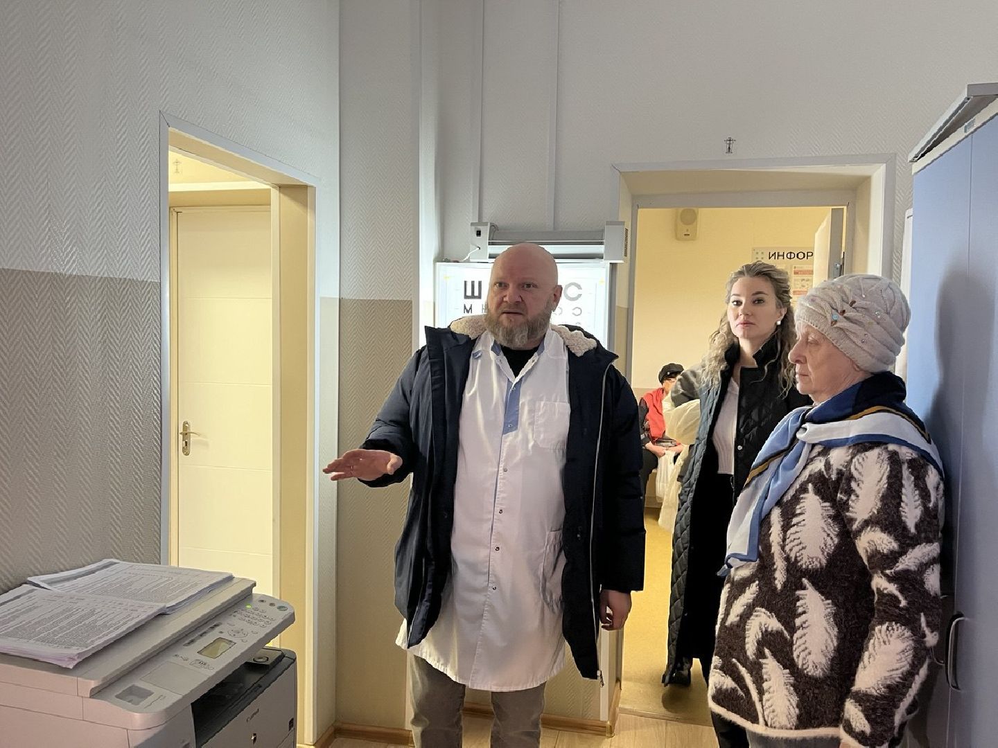 Чехов, Чеховская больница, поликлиника, улица Пионерская 2, кабинет для маломобильных граждан, медицинская помощь маломобильным гражданам, врачи узких специализаций, главный врач Андрей Попов,