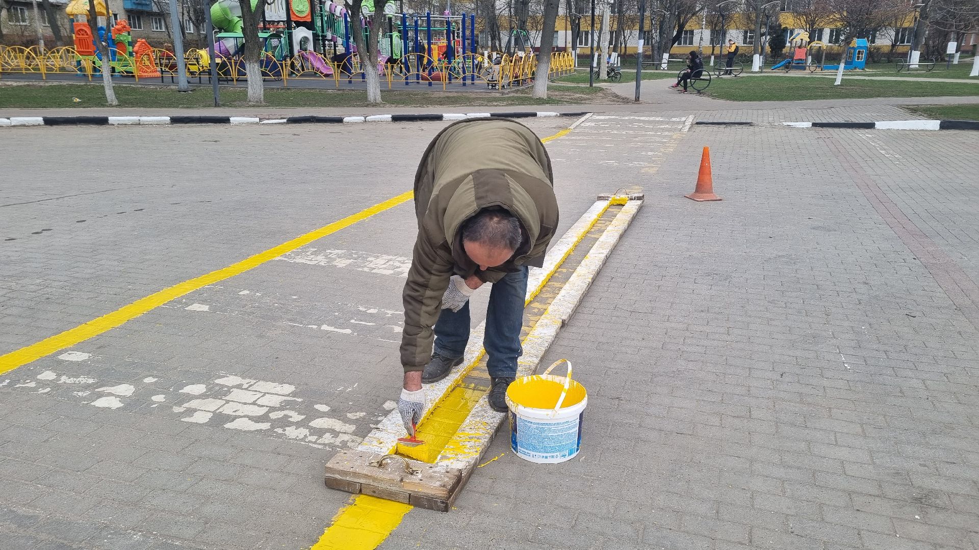 Подмосковье, Ивантеевка, субботник