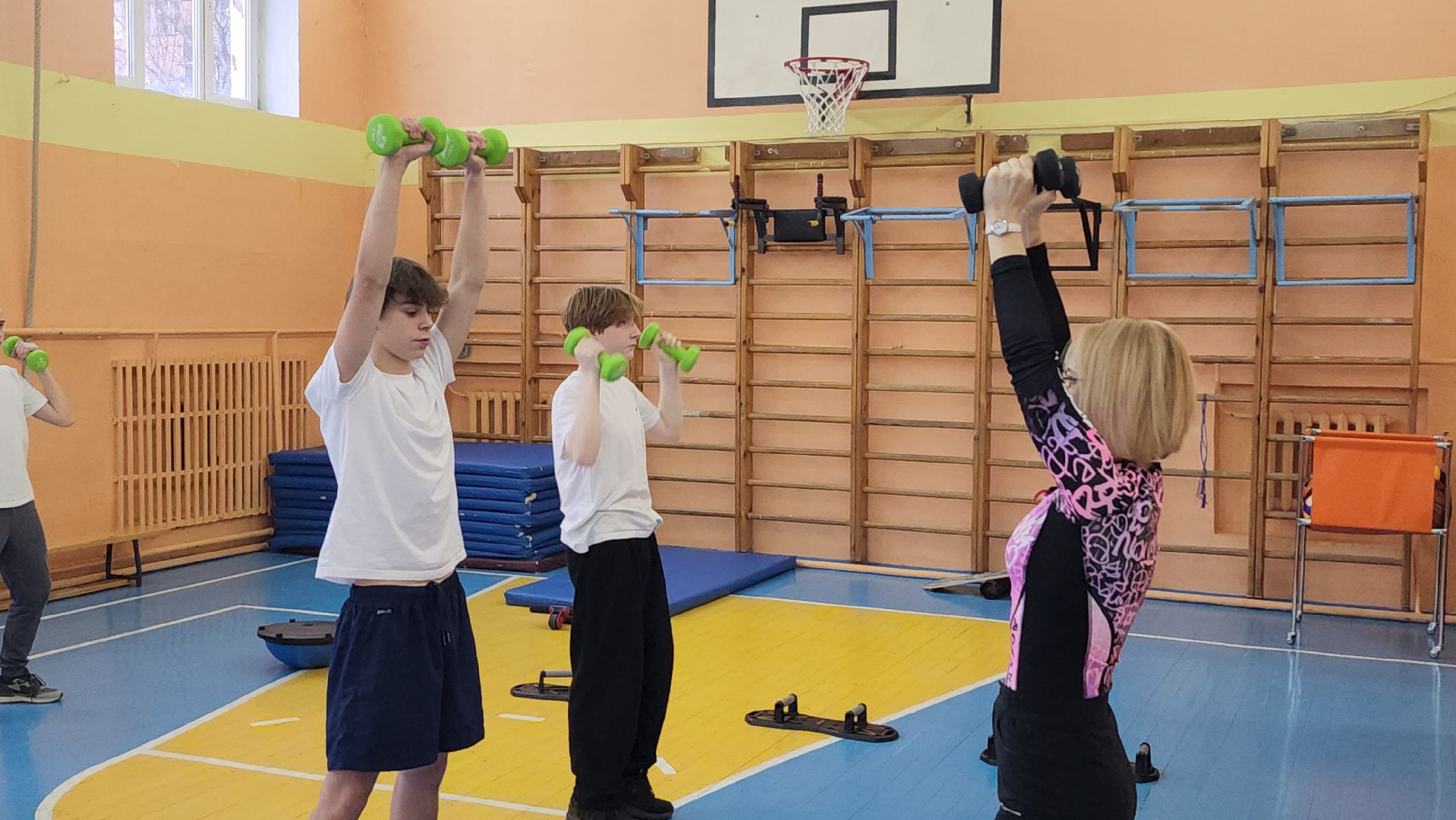 серпухов, школа 5, улица чернышевского, оборудование для спортивного зала, конкурс вклад в будущее,