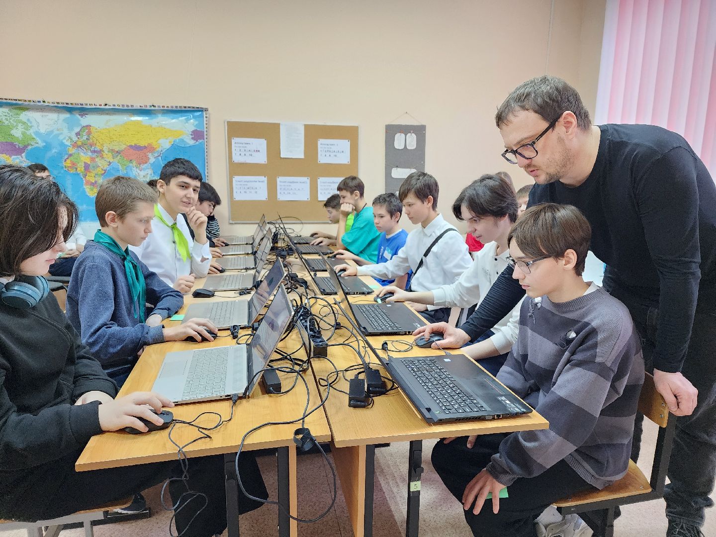 вертикалки, луховицы, Робофест,