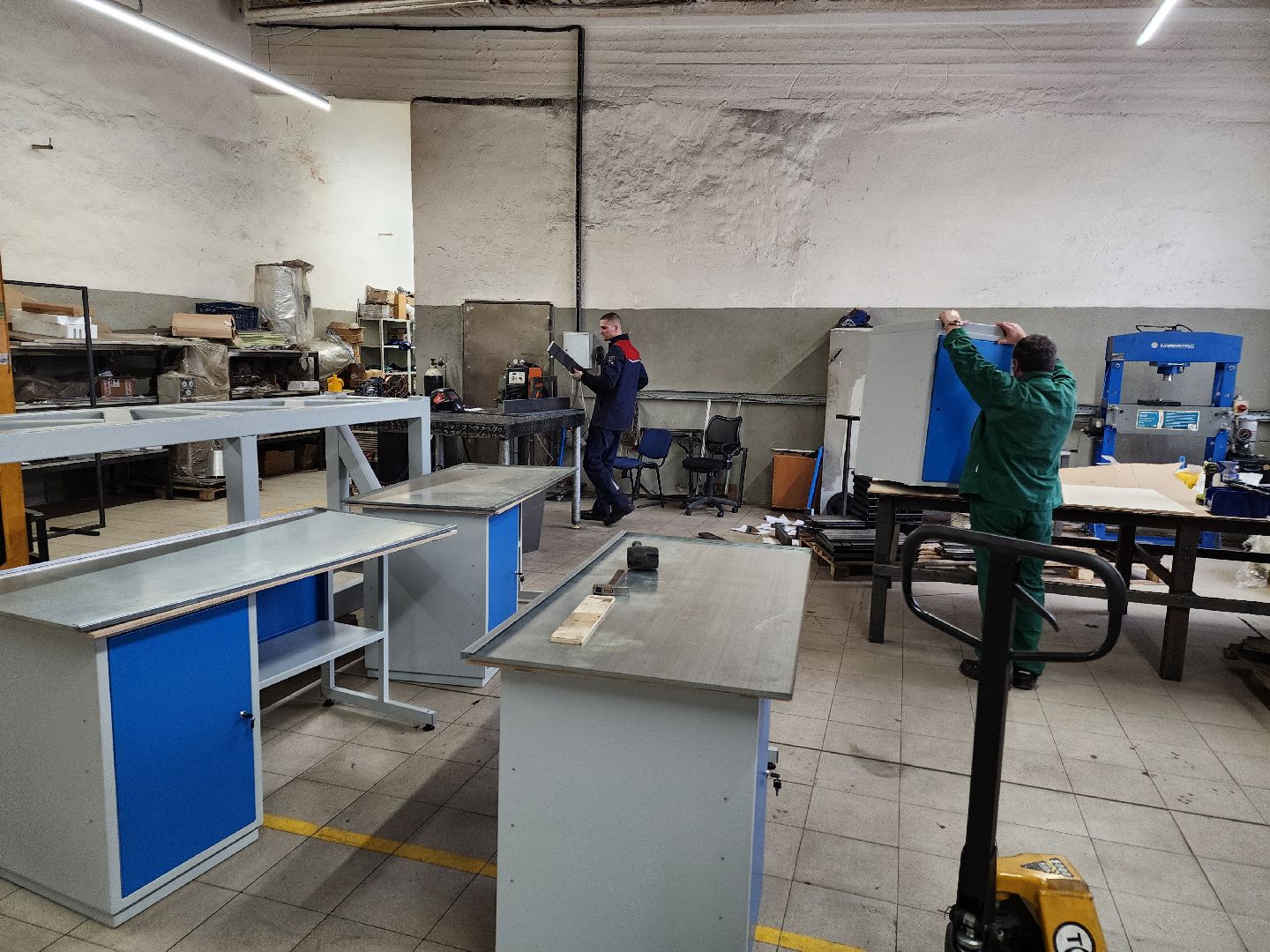 Чехов, лаборатория оборудования Инновация, Проммаштест, испытательное оборудование, лобовые стекла,