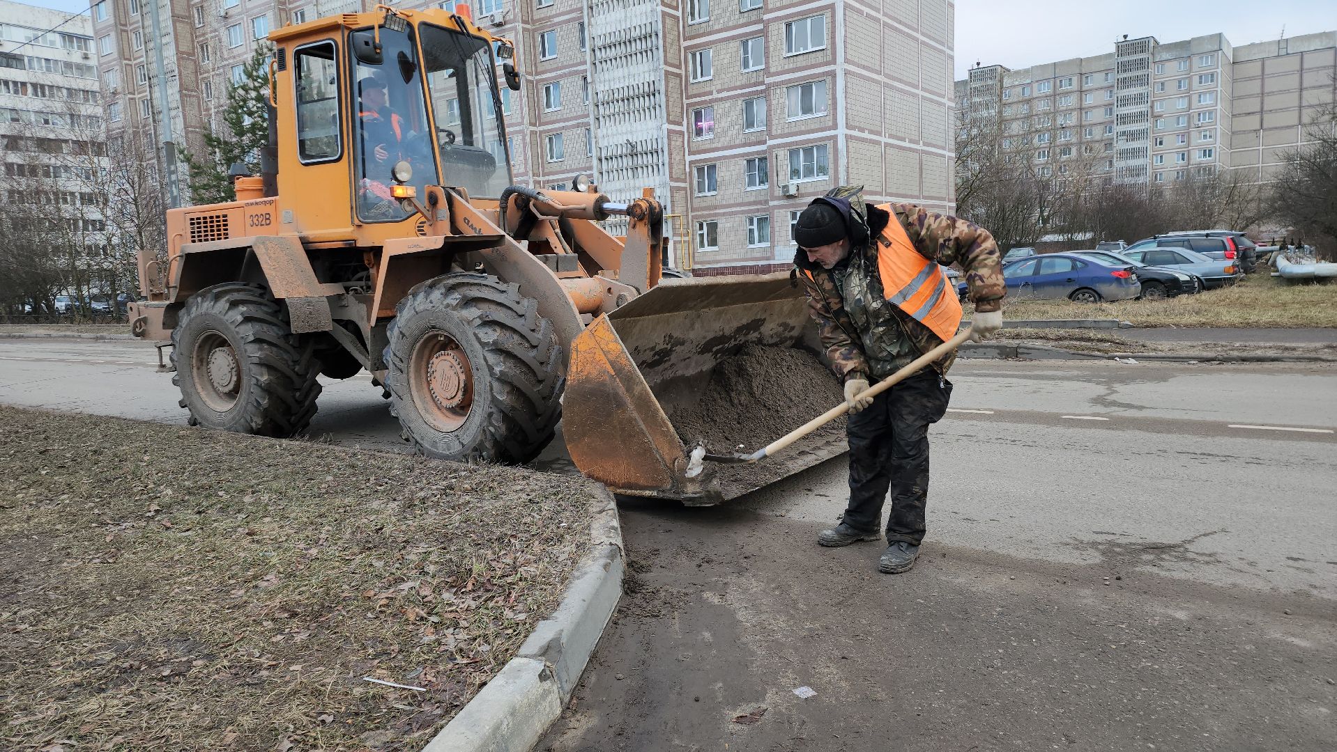серпухов, подмосковье, уборка улиц,