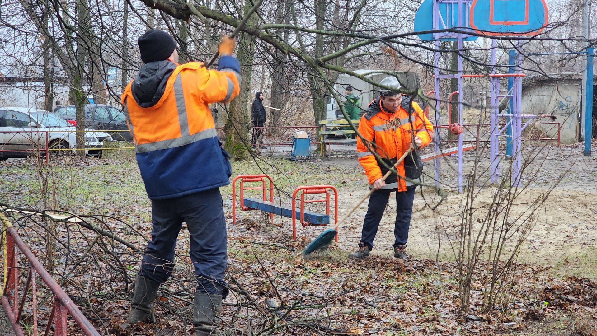 вертикалки, благоуствойство, субботник, уборка, дзержинский,