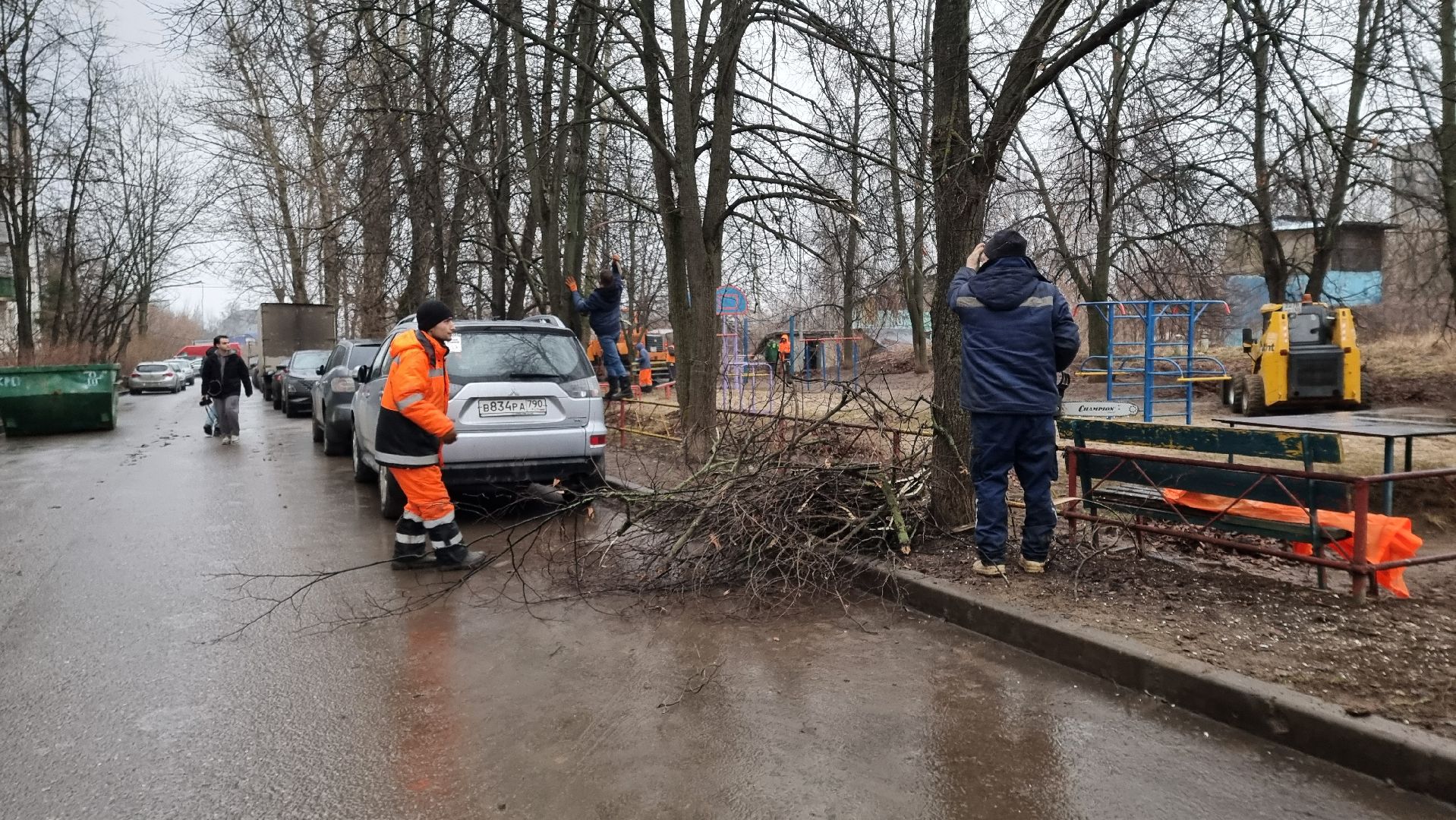 вертикалки, благоуствойство, субботник, уборка, дзержинский,