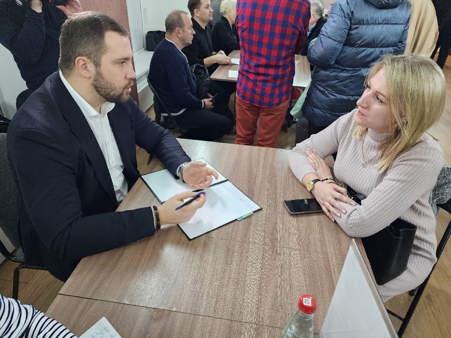 Чехов, село Шарапово, выездная администрация, деревня Дулово, подъездная дорога, центральная улица, дорожный ремонт, ямочный ремонт, глава округа михаил собакин, встреча с жителями, обращения жителей,