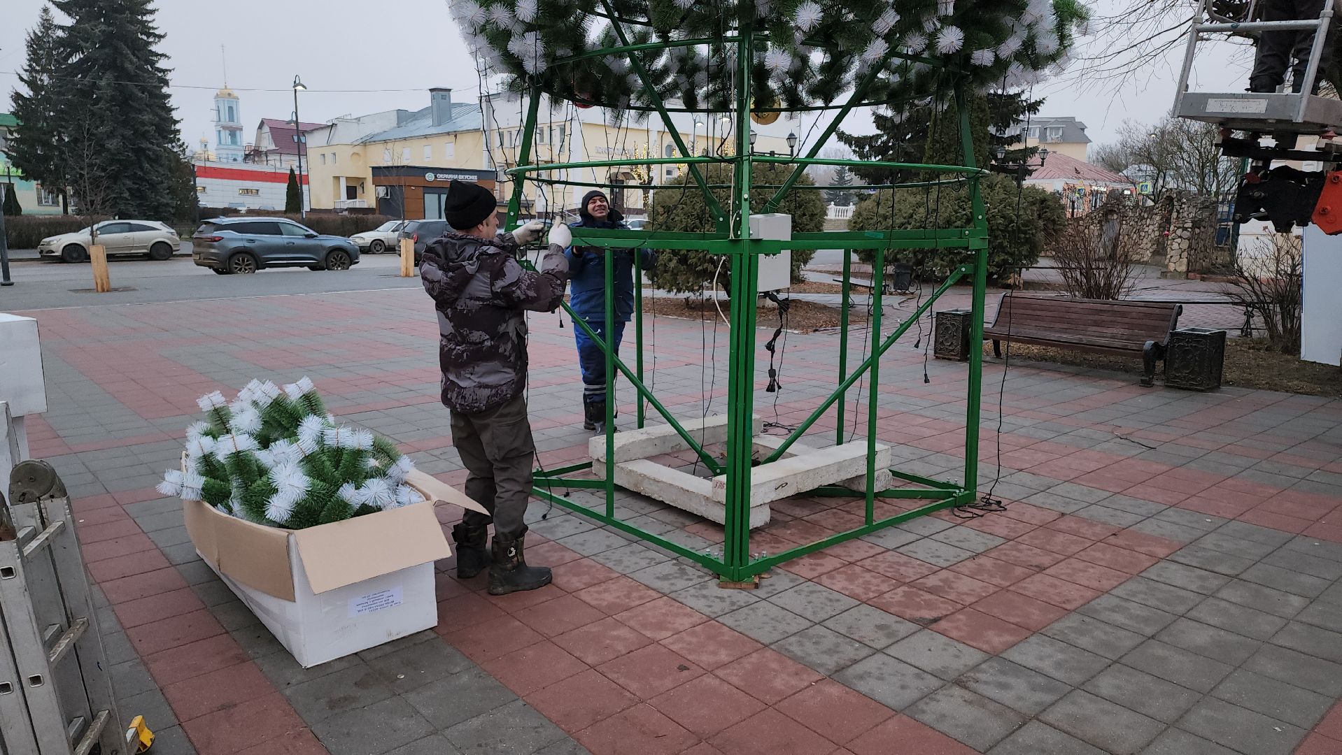 кашира, новогодняя елка, украшения, благоустройство, демонтаж, вертикалки,