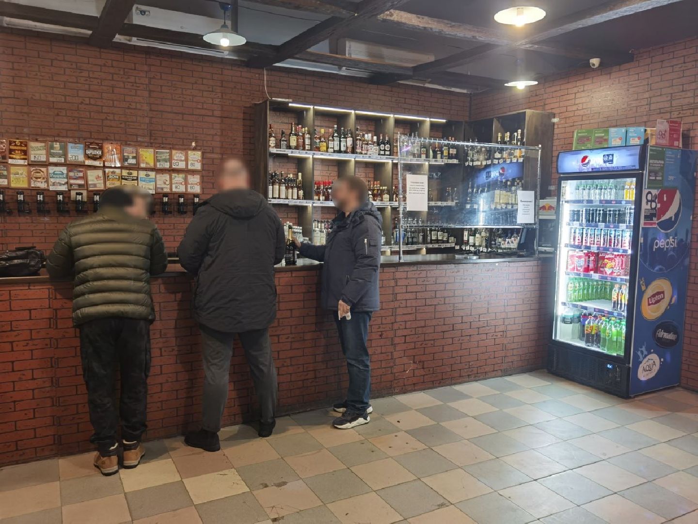 Полиция, Эксклюзив, Рейд, Сергиев Посад, Торговля алкоголем, Контрольная закупка, вертикалки,