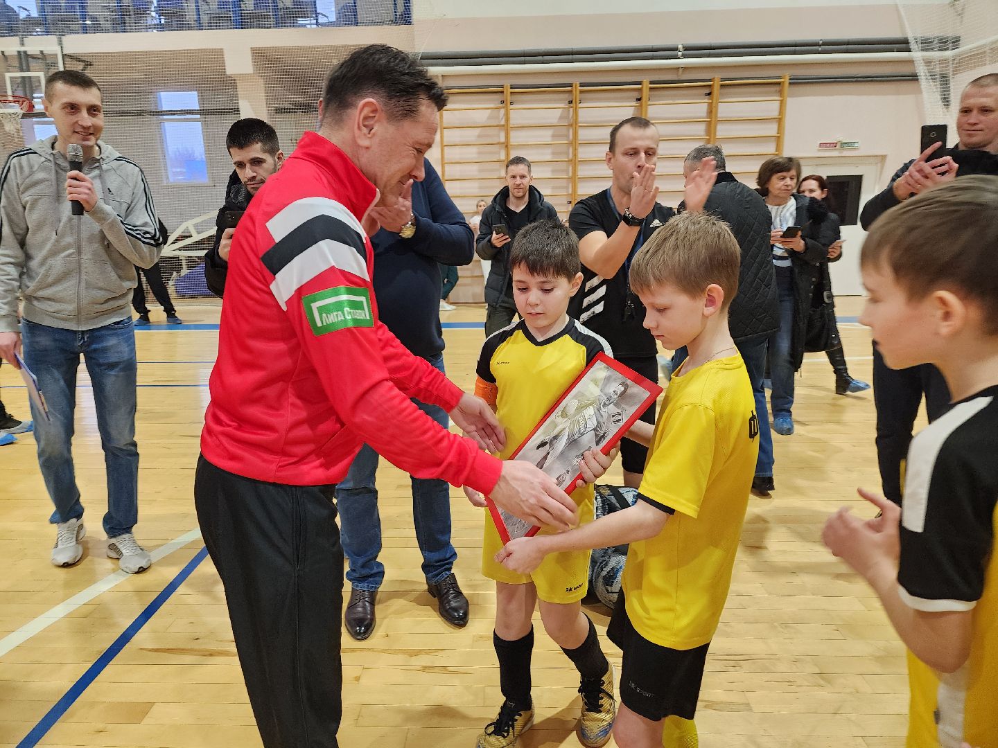 вертикалки, луховицы, ФОКБорзаковского, Спорт в Луховицах, футбол,