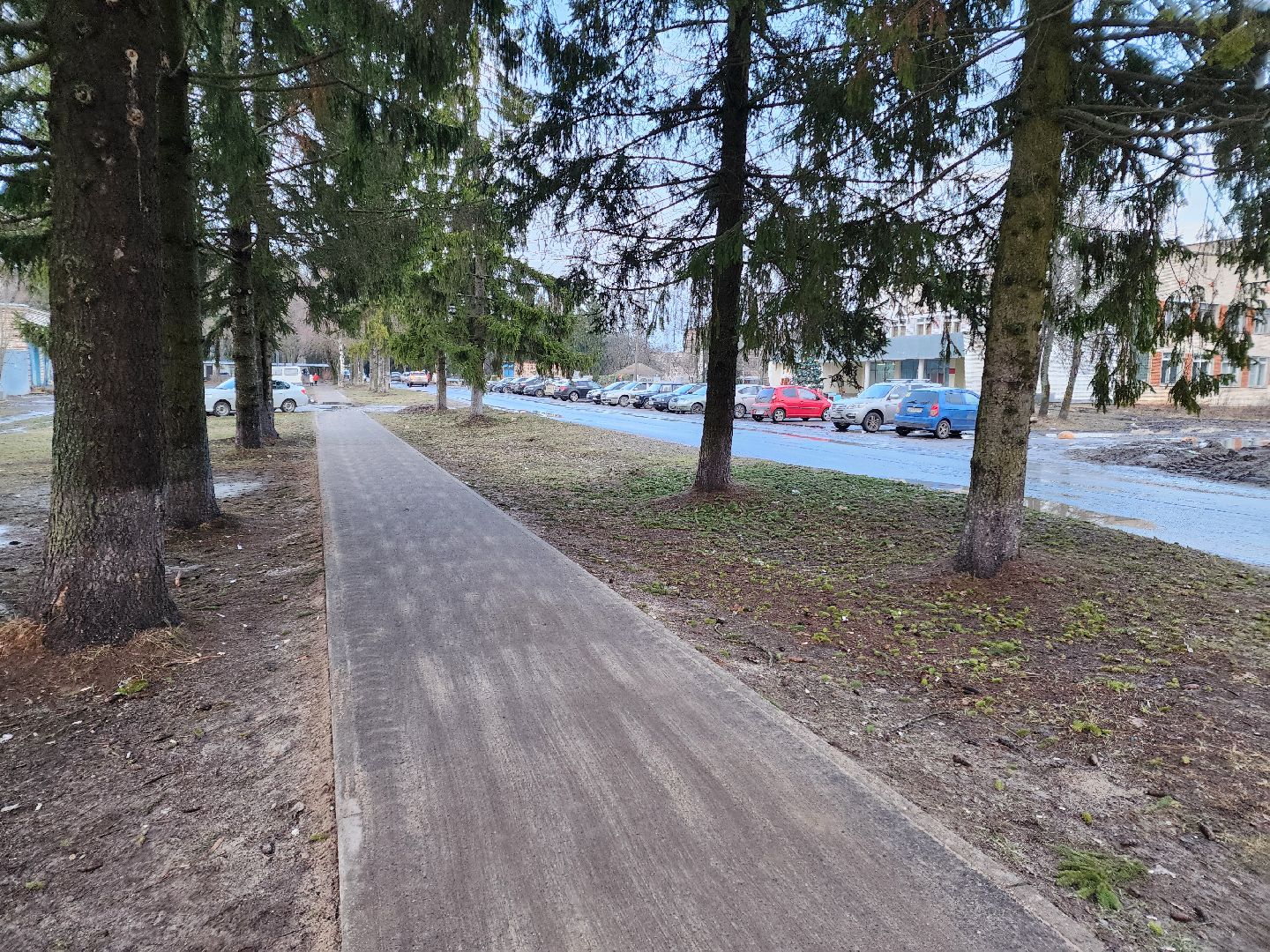 Чехов, деревня Алексеевка, уборка дорог, уборка тротуаров, содержание дорог и тротуаров, пешеходные дорожки, уборочная техника, мбу чеховское благоустройство, вертикалка,