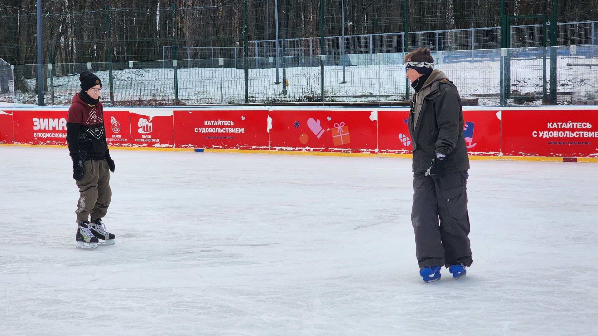 солнечногорск, вертикалки, зима в подмосковье, каток,