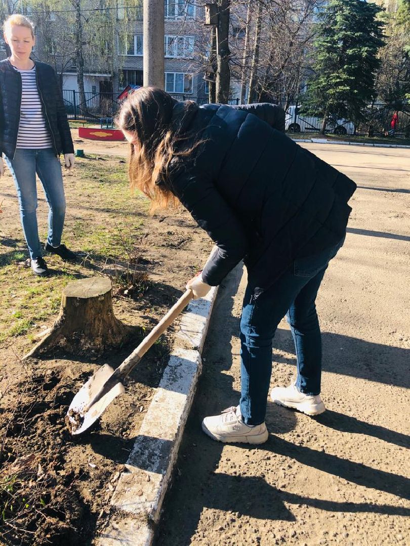 Подмосковье, Ивантеевка, образование, субботник