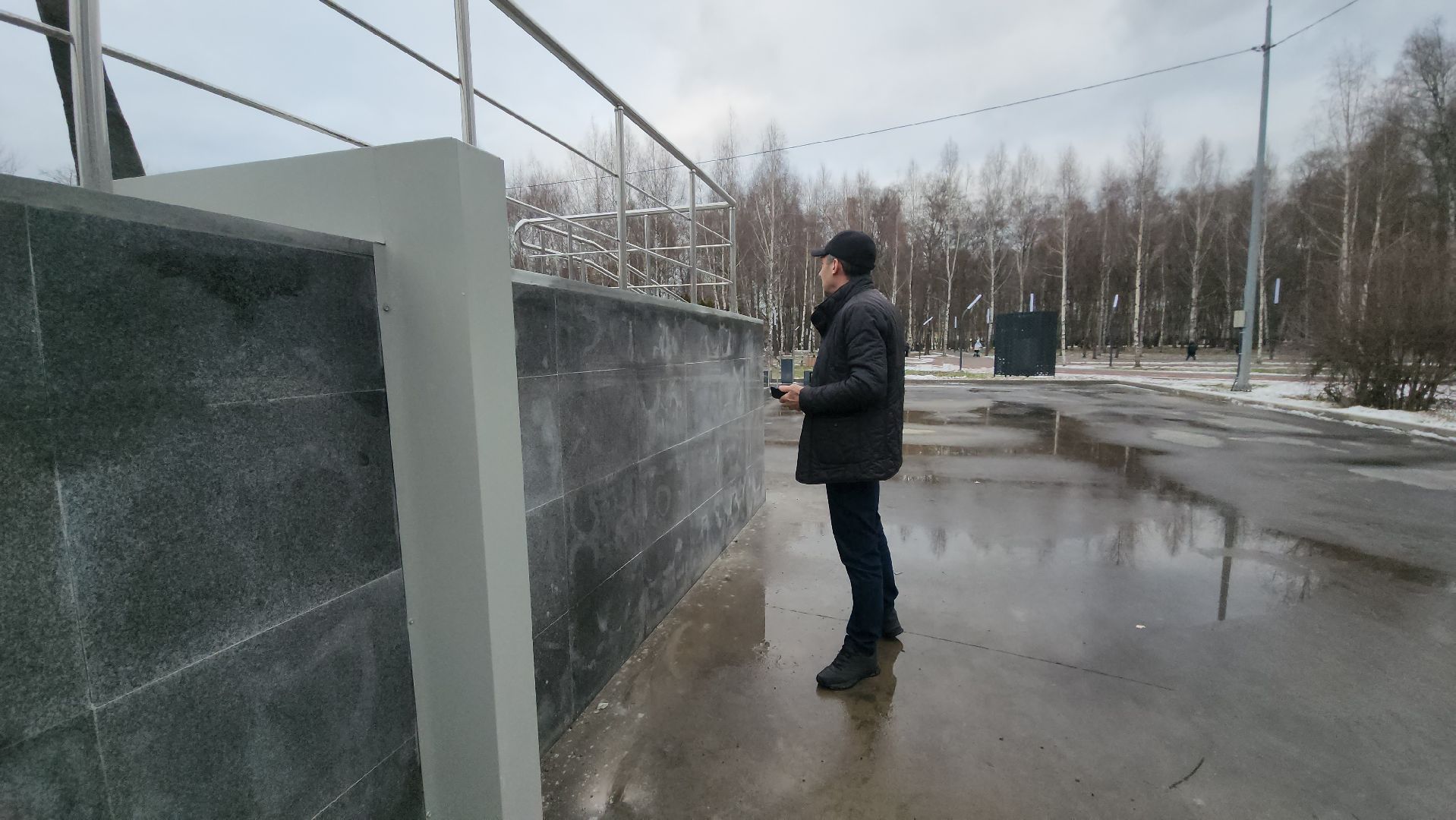 Мемориал Звонница, дефекты, Лобня, вертикалки,