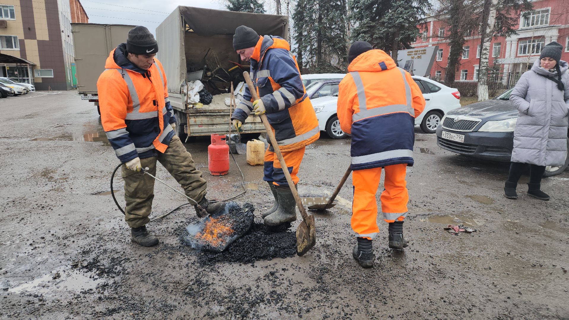 вертикалки, ивантеевка, ямочный ремонт, дорожное покрытие, асфальтирование, коммунальные службы,
