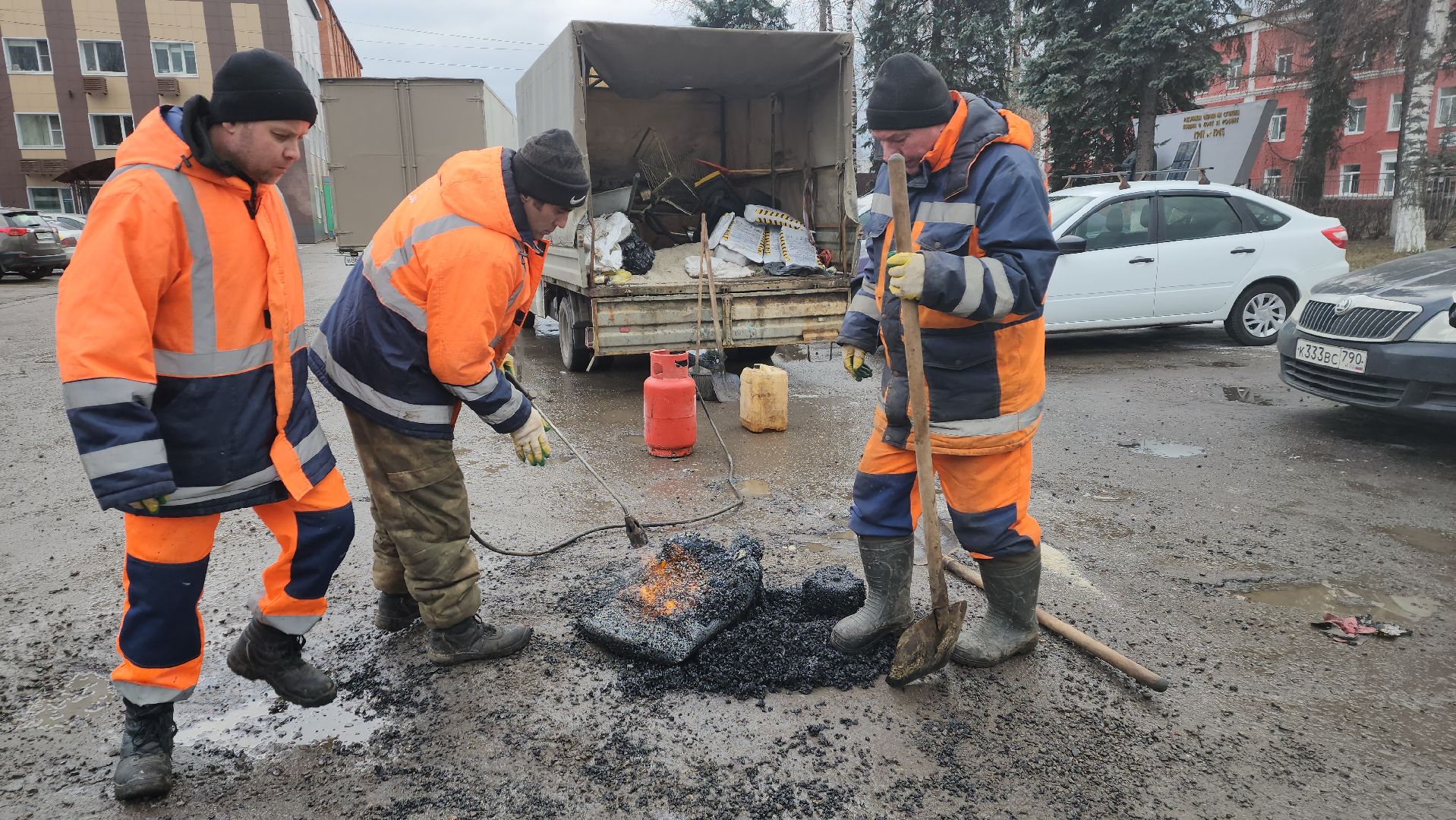 вертикалки, ивантеевка, ямочный ремонт, дорожное покрытие, асфальтирование, коммунальные службы,