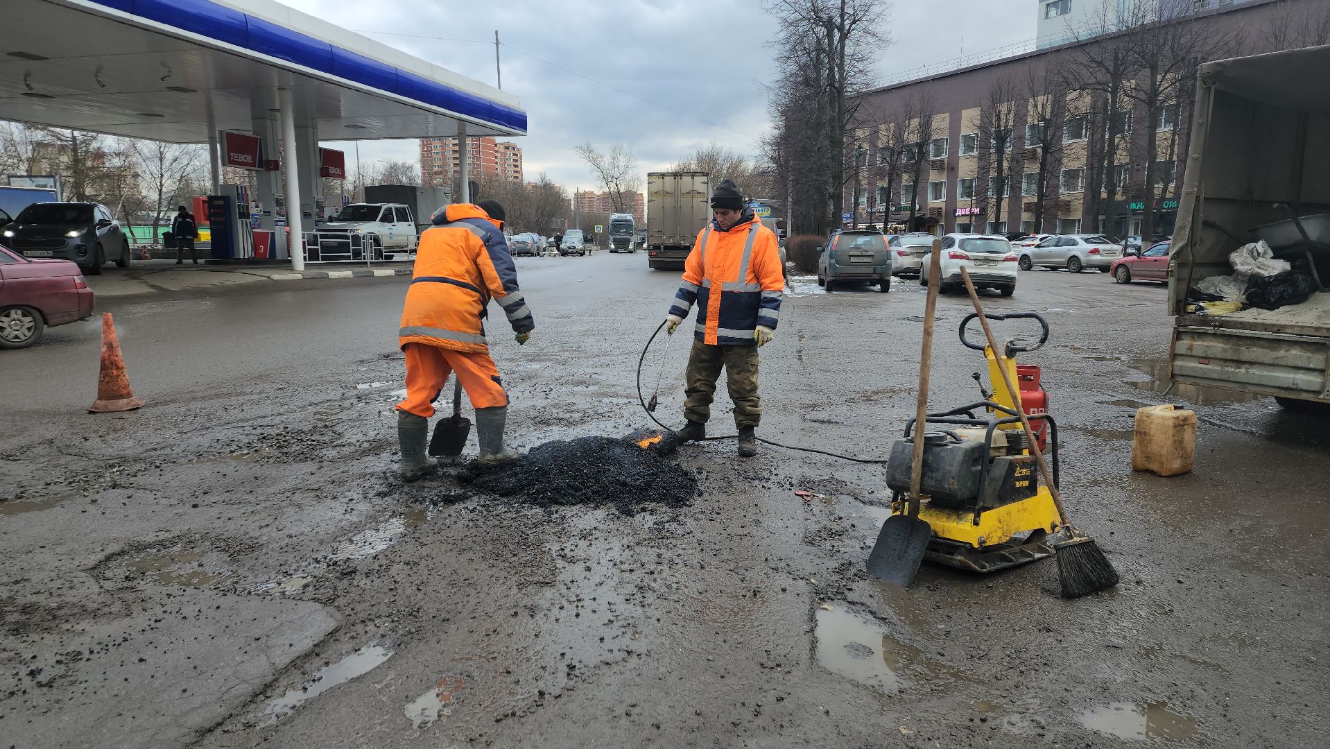 вертикалки, ивантеевка, ямочный ремонт, дорожное покрытие, асфальтирование, коммунальные службы,