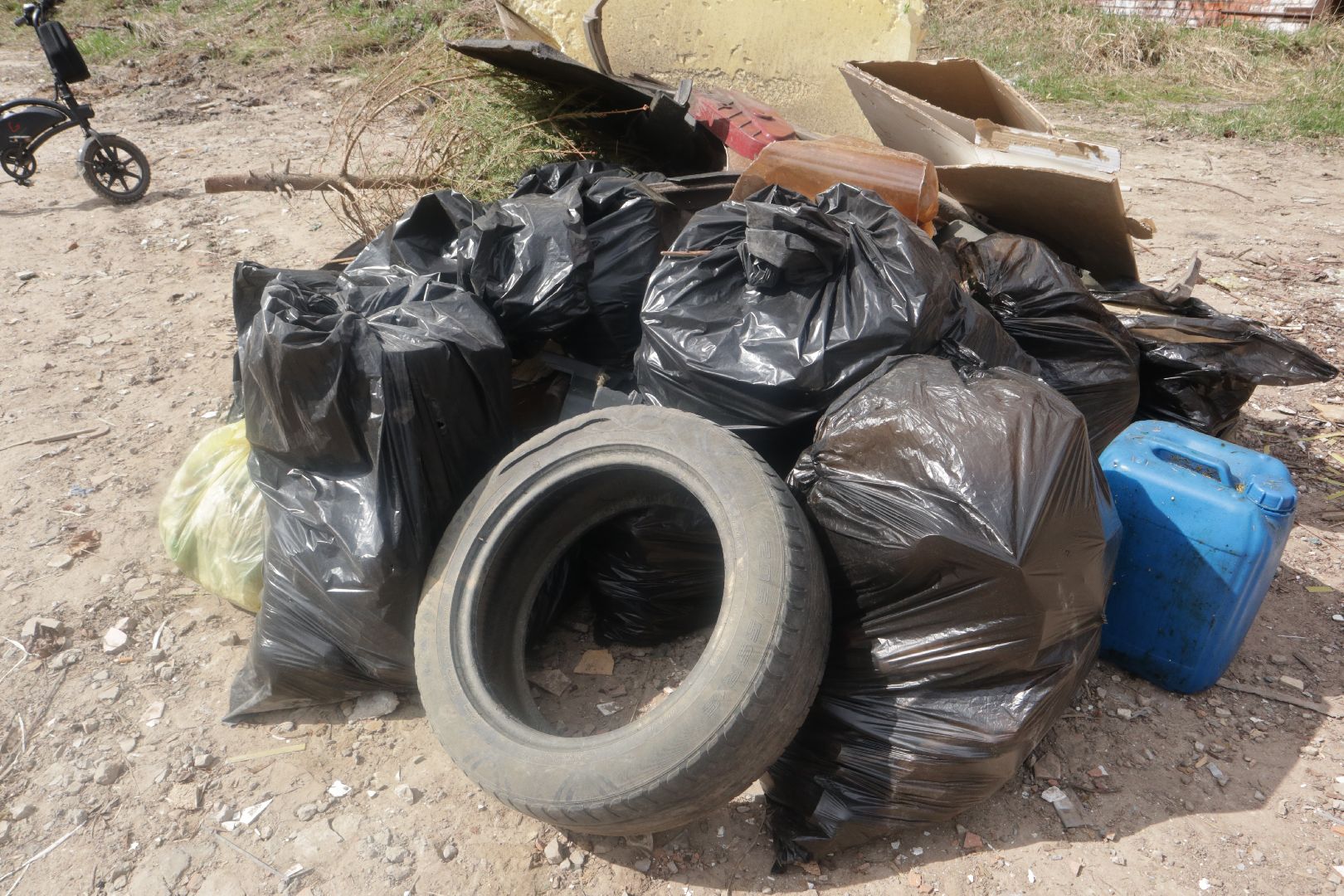 Пущино, субботник, Мегабак, экология